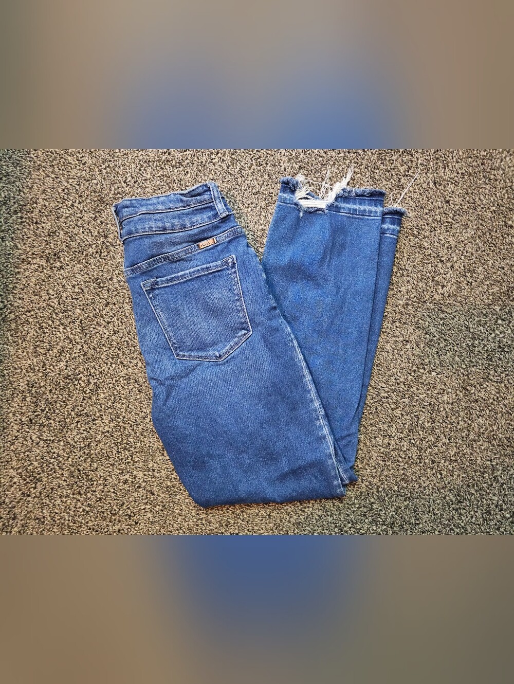 KanCan Women's Skinny Jeans Size 9/28 Medium Wash Raw Hem Stretch Denim